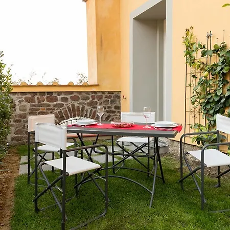 Il Borgo Degli Agrumi بيت للعطل Uzzano
